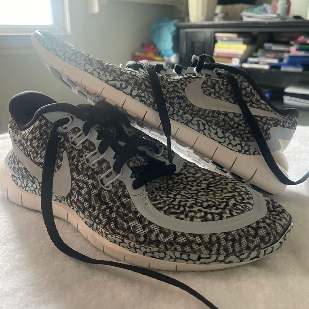 2015 Nike Men’s Free 5.0 Running Shoes Porpoise Silver Size 9 Low Top